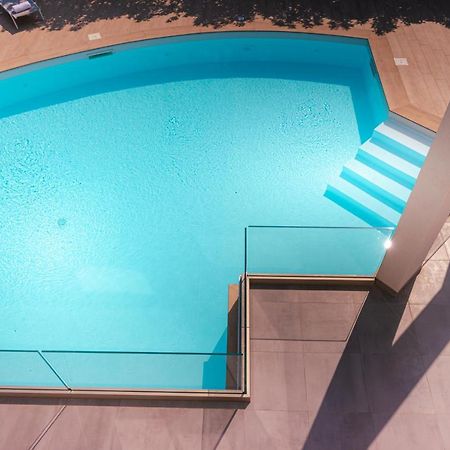 Gelso Bianco Apartments กัมโปเฟลิเช ดิ โรชเชลลา ภายนอก รูปภาพ