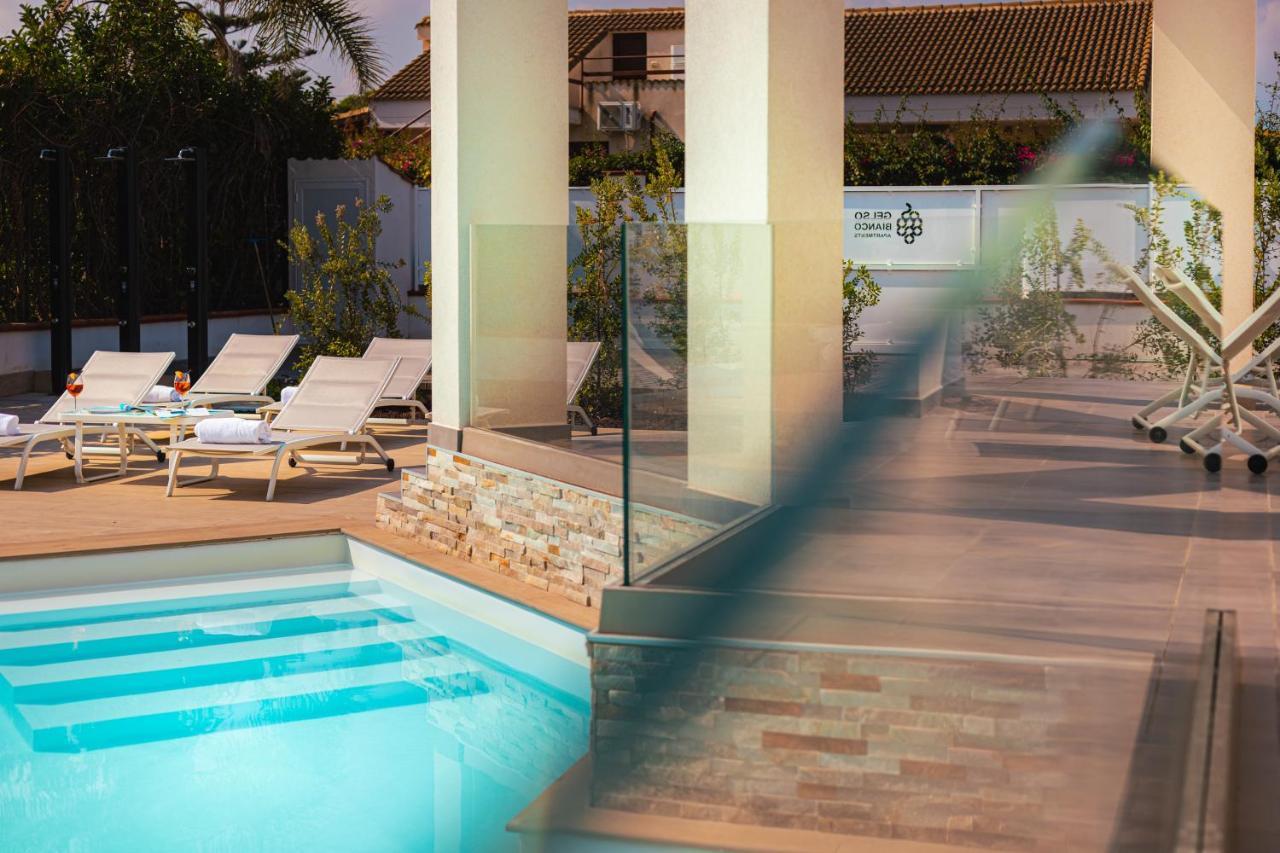 Gelso Bianco Apartments กัมโปเฟลิเช ดิ โรชเชลลา ภายนอก รูปภาพ