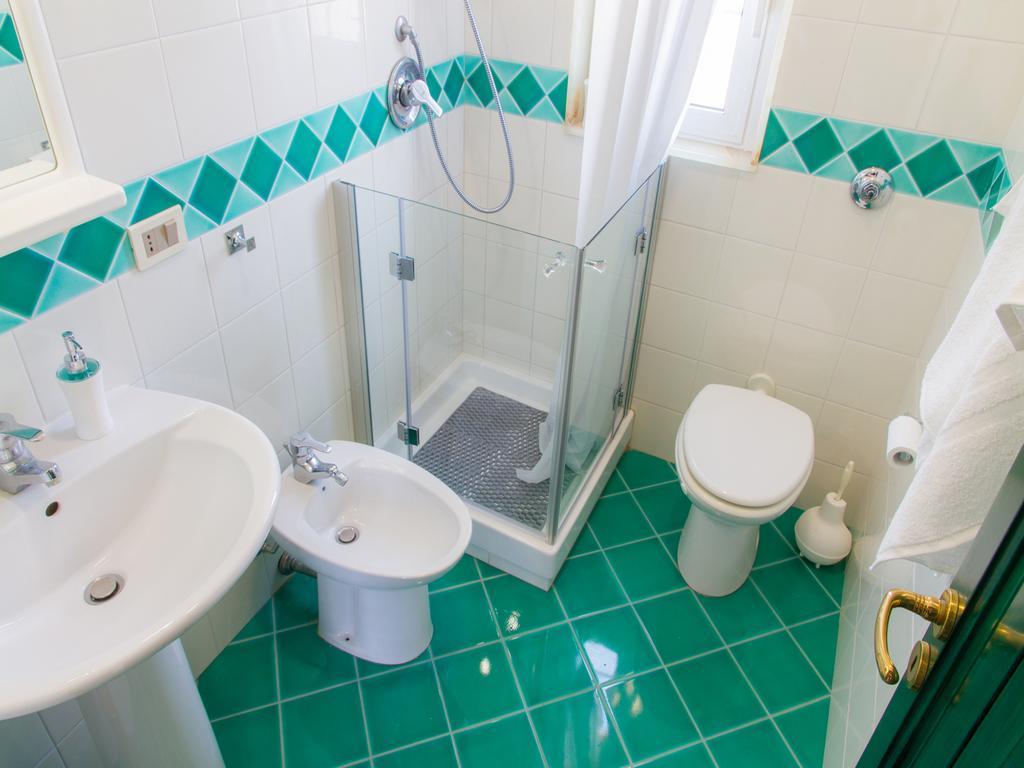 Gelso Bianco Apartments กัมโปเฟลิเช ดิ โรชเชลลา ภายนอก รูปภาพ